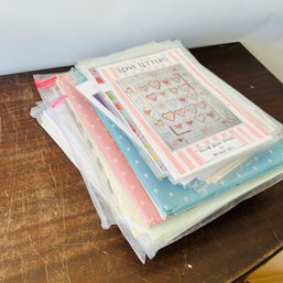 Craft Pattern Booklets: Quilts, Cross-stich, Etc. (NK)