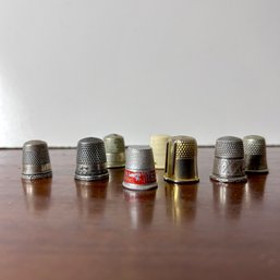 Small Set Of Vintage Thimbles (b2)