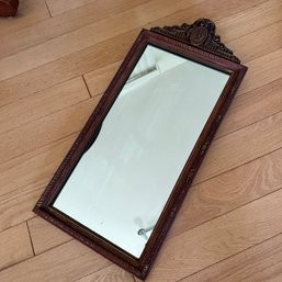 Beautiful Vintage Wood Mirror With Decorative Top (LR)