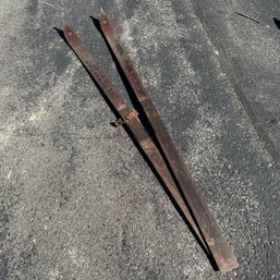 Antique Pair Of Wooden Skis, By The Paris Manufacturing Co. (Garage)