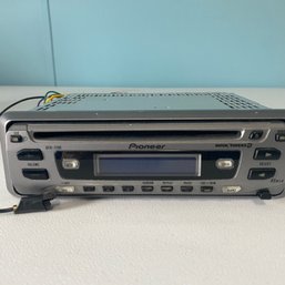Pioneer DEH-1700 AM/FM Car Radio & CD Player (BR)