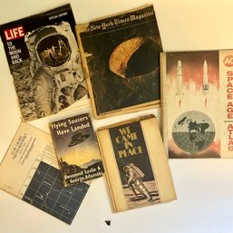 Vintage Books, Magazines, Etc MOON LANDING Theme (bed1)