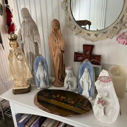 Assorted Religious Figures (kitchen)