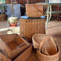 Lot Of 5 Wooden Baskets, Various Sizes (barn)