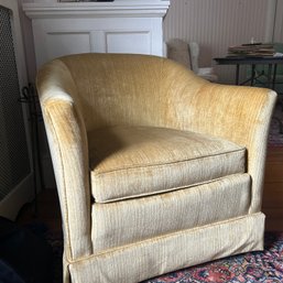 Vintage MidCentury PEARSON Gold Velvet Style Club Chair (UpLR)