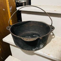 Vintage Griswold Cast Iron Pot - No Lid (Basement)