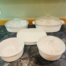 Nice Lot Of White Corningware Casserole Dishes, Some With Lids (Kitchen)