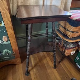 Vintage Table With Turned Legs (LR)