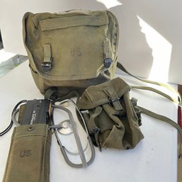 Vintage Military Canvas Bag, Kodak Ektralite 10 Camera With Case, Buckle Case And Stethoscope (EF)