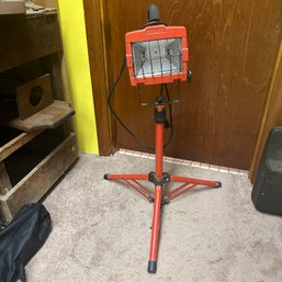 Work Light On Tripod, Untested (BSMT)