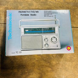 Vintage Technisonic Portable Radio In Box (ell)
