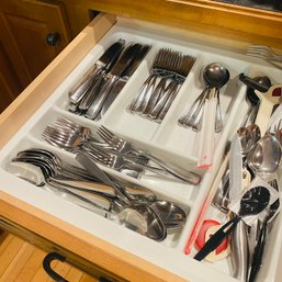 Spoons, Knives & Forks Flatware Set (Kitchen)