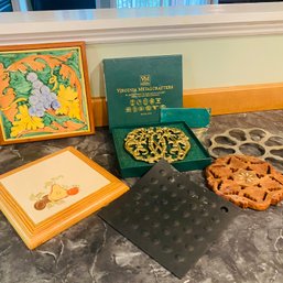 Variety Of Trivets Including A Boxed Virginia Metalcrafters Trivet (Kitchen)