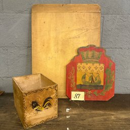 Vintage Wood Cutting Board & Woodpecker Wood Ware Wooden Rooster Box (BSMT3)