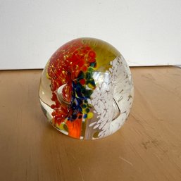 Pretty Art Glass Paperweight (EF)