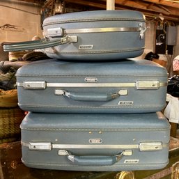 Vintage AMERICAN TOURISTER 3 Piece Luggage Set (BSMTLeft)