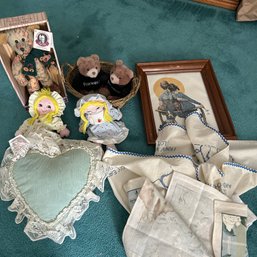 Vintage Dolls & Decor Lot (B2) (MB14)