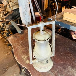 Vintage Dietz Lantern (* Basement)