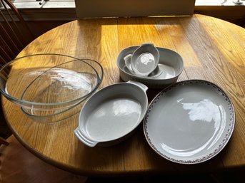 Nice Lot Of 7 Bakeware Dishes(KT)