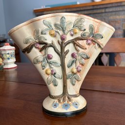 Stunning Vintage WELLER Pottery Fan Vase (DR) (MB20)