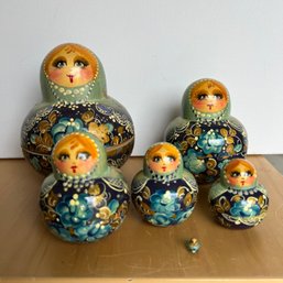 Colorful Matryoshka Doll Set (EF)