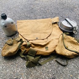 Boy Scouts Backpack, Canteen & Mess Kit (garage)