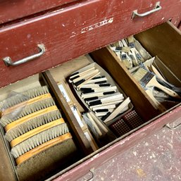 DRAWER LOT: Wood Handled Brushes, Wire Brushes, Paint Brushes (BSMT2)