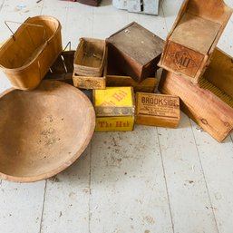 Assorted Small Baskets And Wooden Boxes Lot (Upstairs Bedroom)