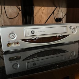 GE VHS Player (LR)