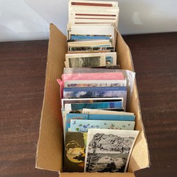 Box Of Vintage Postcards And Occasion Cards (NH)