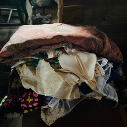Large Assorted Linens Lot (Zone 6)