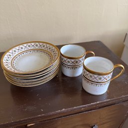 Vintage Small Tea Cups And Saucers (Dining Room)