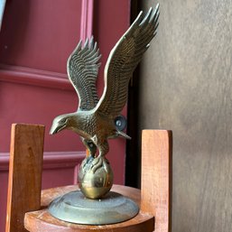 Heavy Eagle Paperweight Figure, Made In Taiwan (LR)