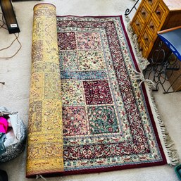 Area Rug - Approx. 5'x7' (Living Room)