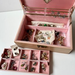 Vintage Jewelry With Case, Including Many Earrings And Brooches (MB6)
