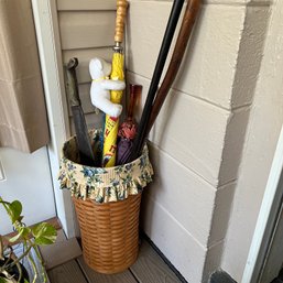 Longaberger Umbrella Basket With Contents (Porch)