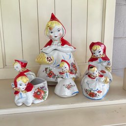 Vintage Hull Pottery Little Red Riding Hood Set With Collector Guide (Porch)