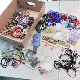 Costume Jewelry, Beaded Necklaces & Bracelets (BR)