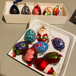 Vintage Wooden Egg Shaped Christmas Ornaments (BSMT Right Side 47912)