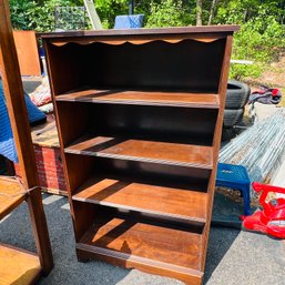 Bookcase With Scallop Trim