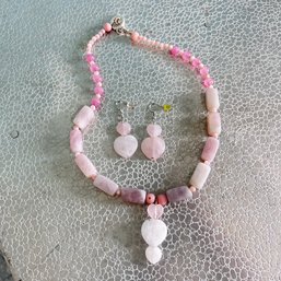 Pink & White Costume Jewelry Necklace & Matching Earring Set (BR)