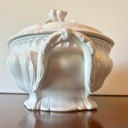 Vintage Italian Ceramic Soup Tureen (DR)