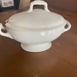 Large White Ceramic Soup Toureen With Lid (Garage)