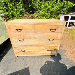 3-drawer Dresser