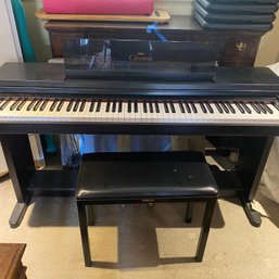 Yamaha Clavinova CLP 560 Digital Piano With 88 Weighted Keys & Bench (Basement)