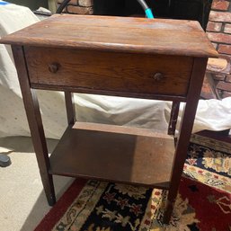 Vintage Mid Century Wood Side / End Table With One Drawer (Basement)
