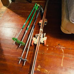 Vintage Head Radial Skis, M38 Twincam Bindings & 2 Sets Of Poles (MB)