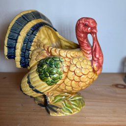 Vintage Turkey Planter Pot (attic)