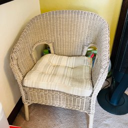 Wicker Chair With Cushion (Dining Room)