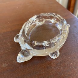 Vintage Clear Glass Turtle Ashtray/Trinket Dish (Mud Room)